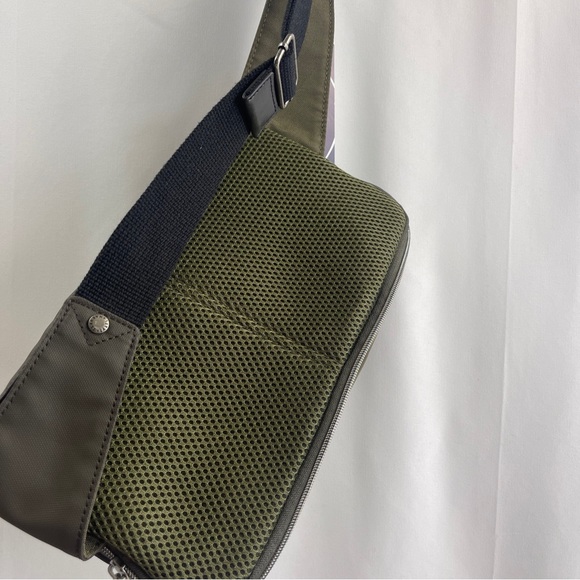 Harvest Label | Urban Cross Pack green 
Olive color NWT - Picture 3 of 12